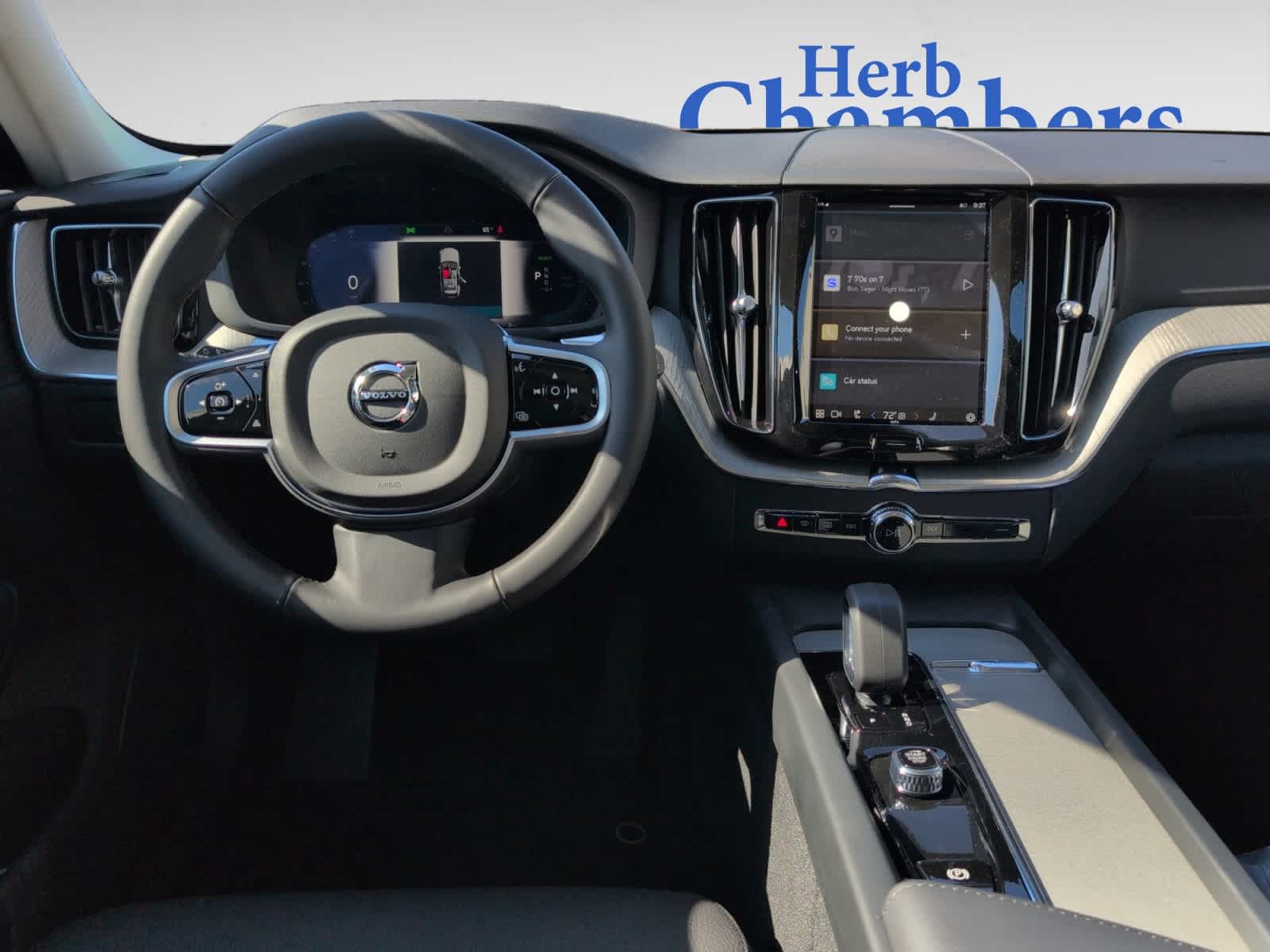 new 2025 Volvo XC60 plug-in hybrid car, priced at $65,455