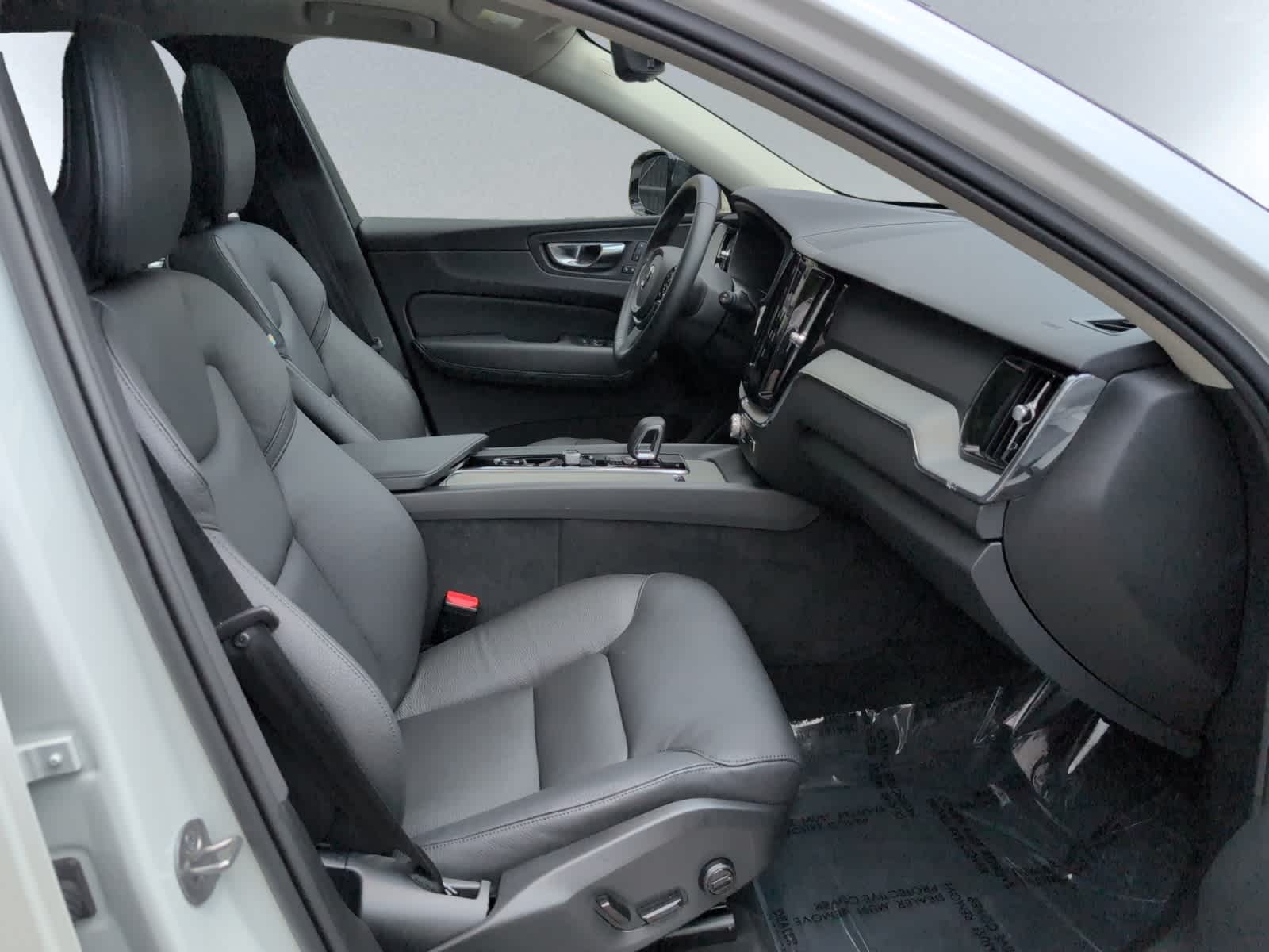 used 2025 Volvo XC60 car, priced at $49,998