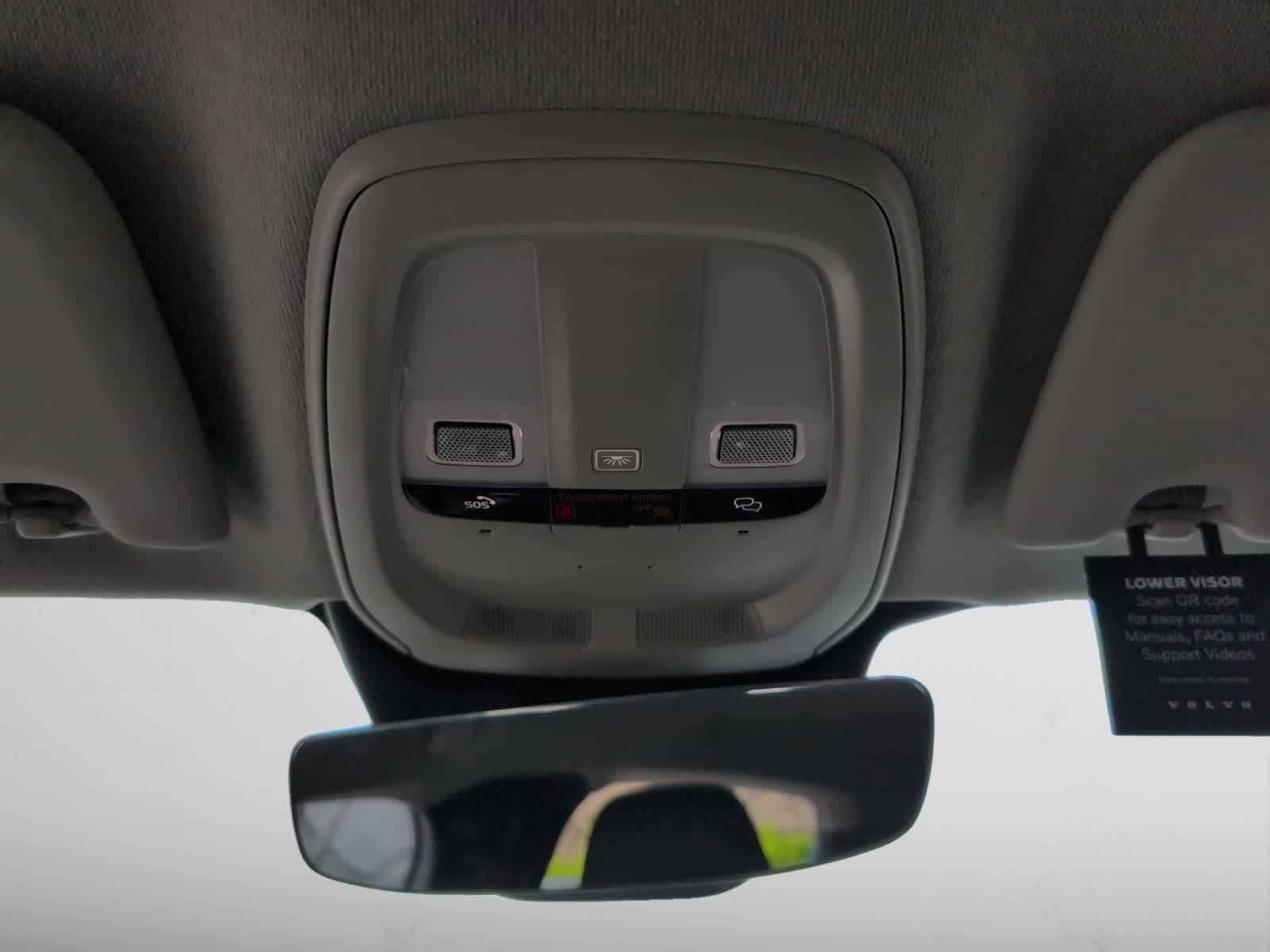new 2025 Volvo XC40 car, priced at $43,595