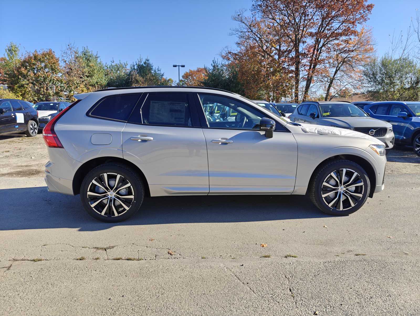 new 2024 Volvo XC60 car, priced at $55,465