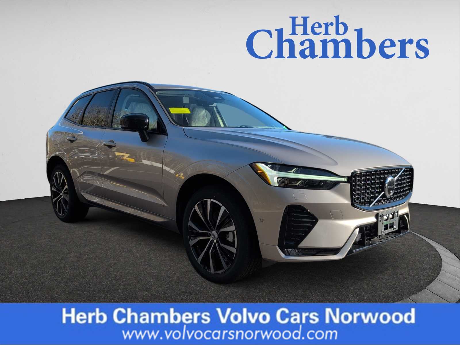 new 2025 Volvo XC60 car, priced at $55,335