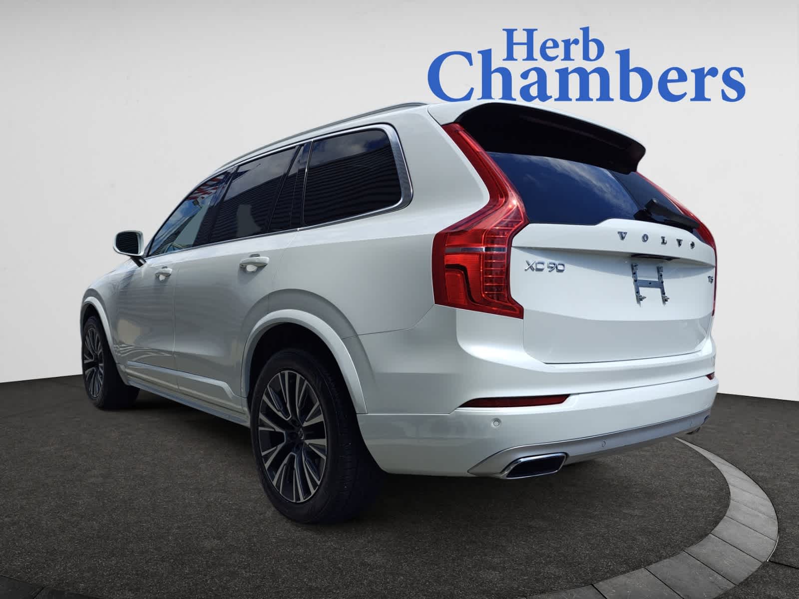 used 2021 Volvo XC90 car, priced at $39,498