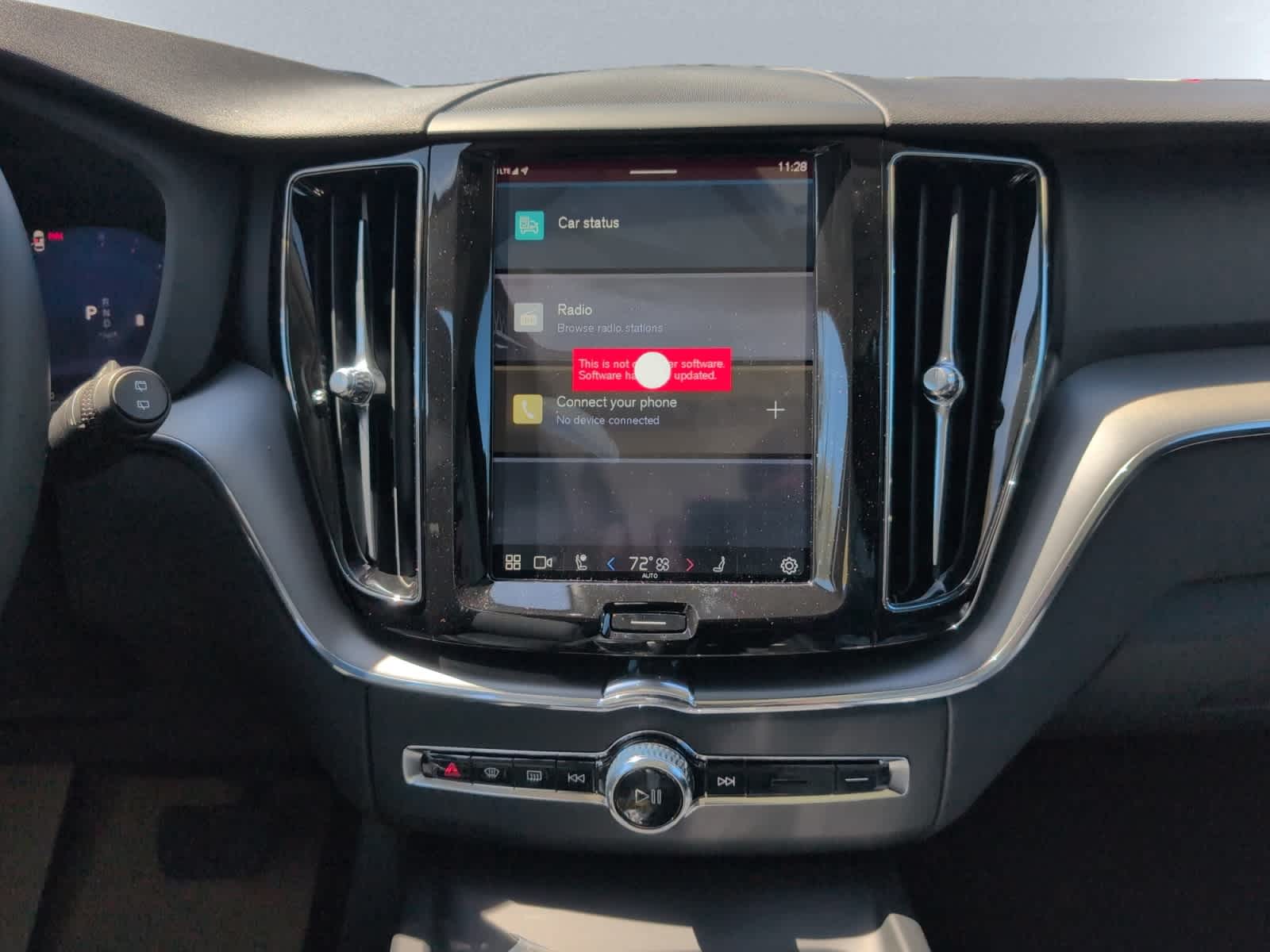 new 2025 Volvo XC60 car, priced at $50,300
