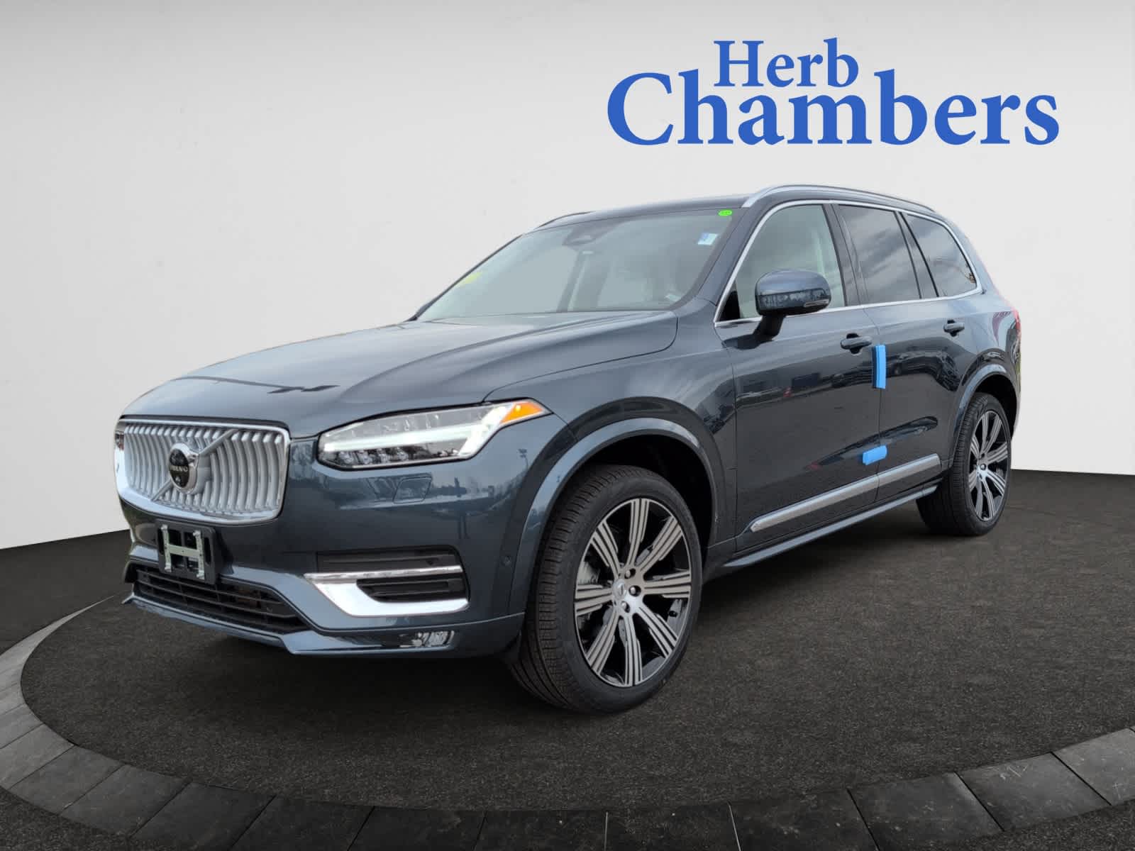 new 2025 Volvo XC90 car, priced at $67,265