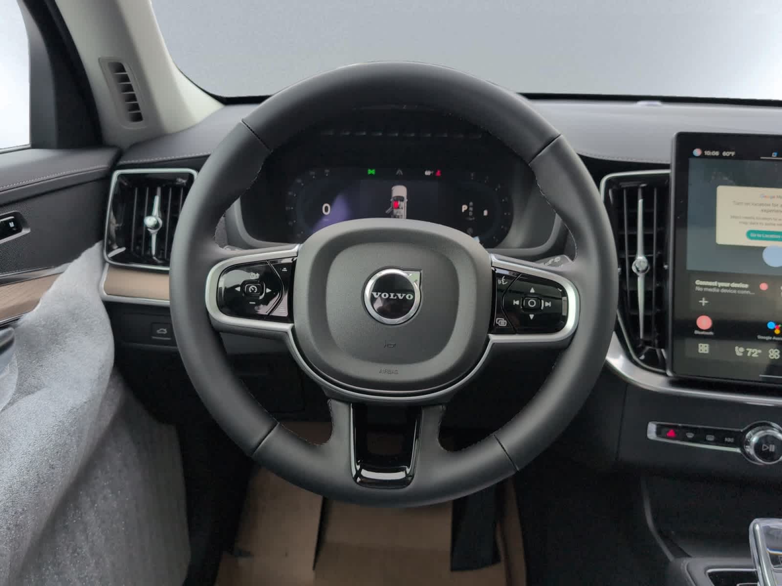 new 2025 Volvo XC90 car, priced at $65,895