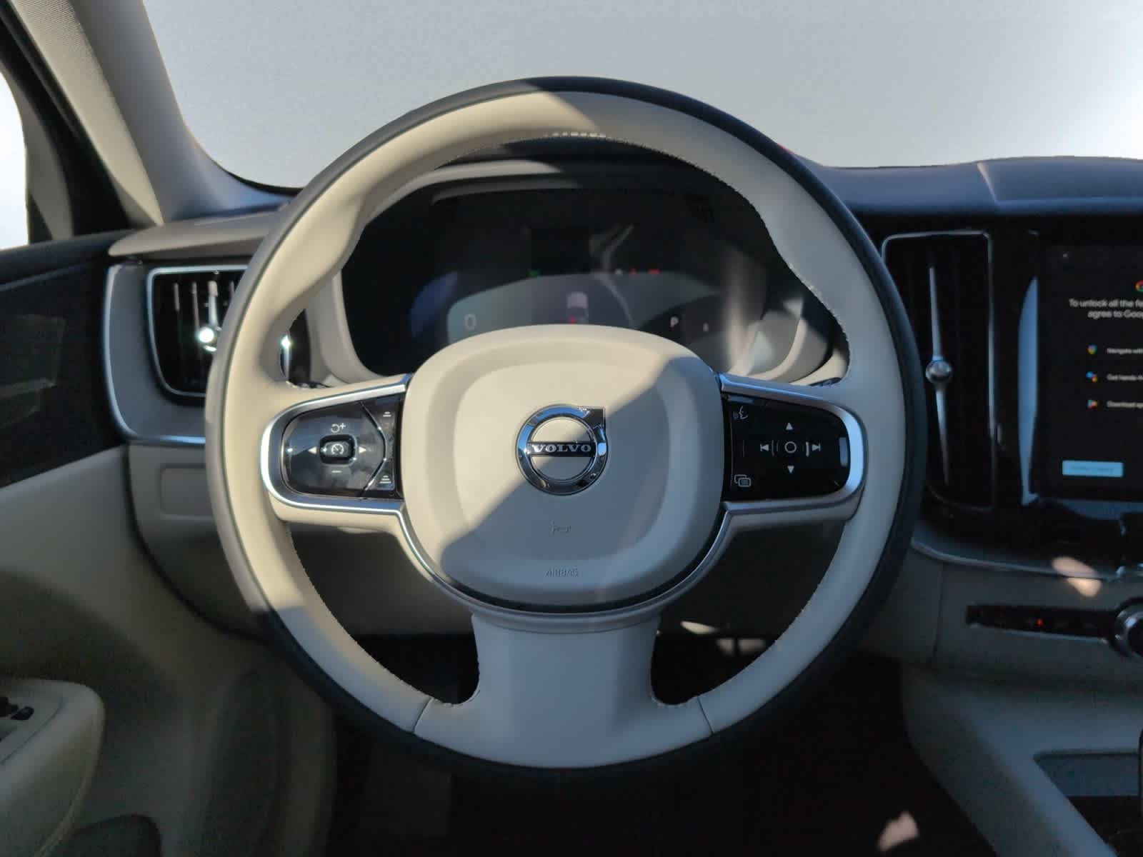 new 2025 Volvo XC60 car, priced at $55,335