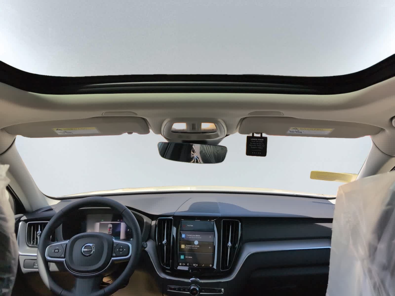 new 2025 Volvo XC60 car, priced at $50,300