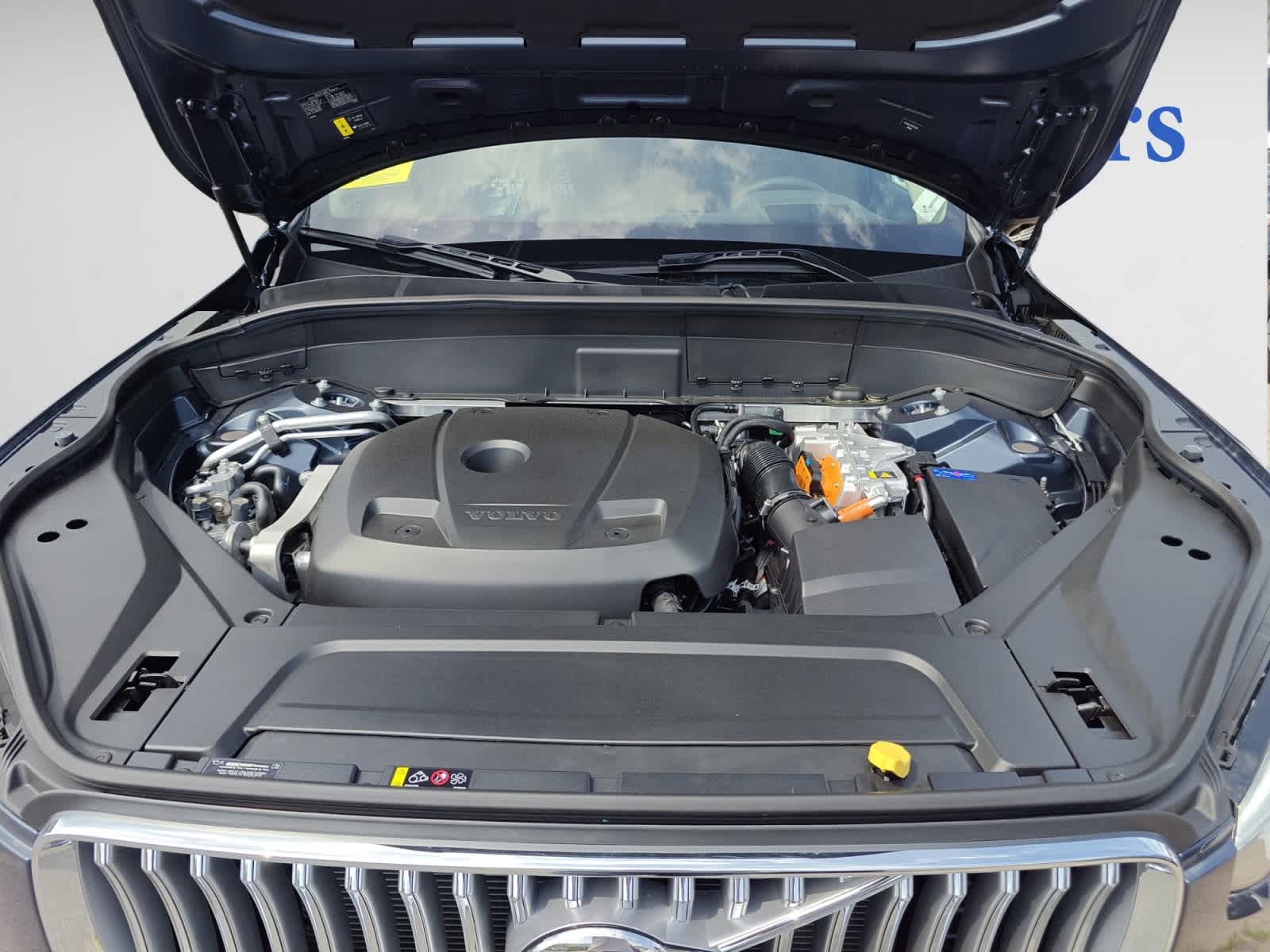 new 2024 Volvo XC90 Recharge Plug-In Hybrid car, priced at $89,355