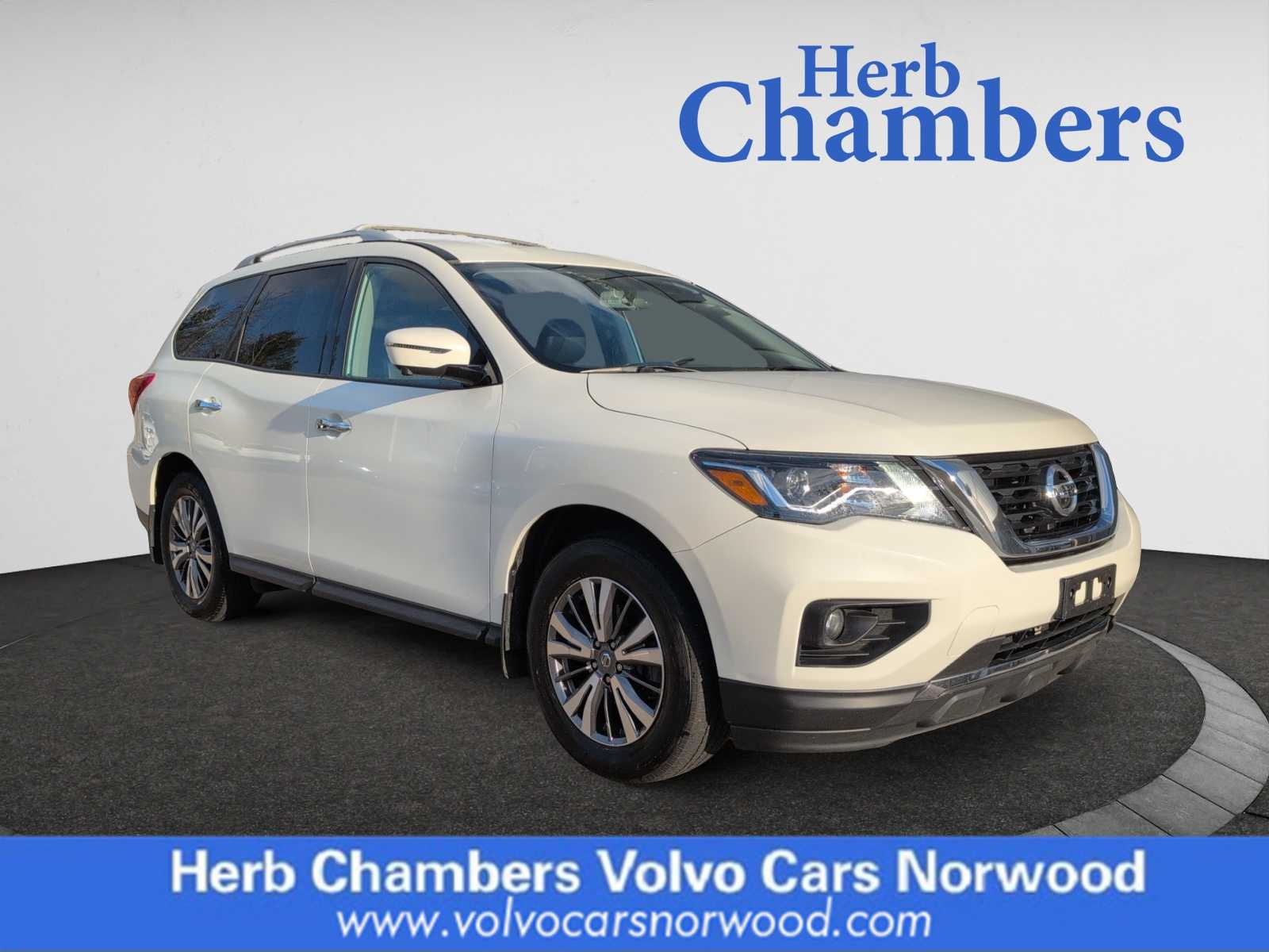 used 2020 Nissan Pathfinder car, priced at $20,998