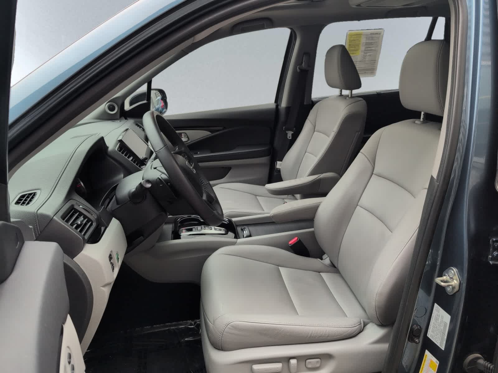 used 2021 Honda Pilot car, priced at $31,998