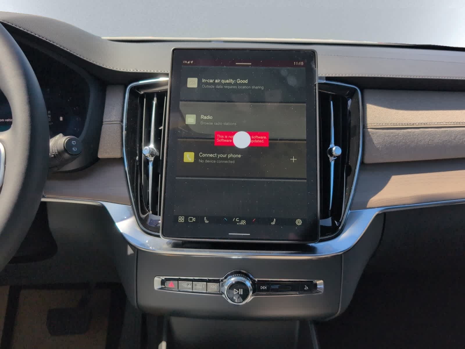 new 2025 Volvo XC90 car, priced at $60,545