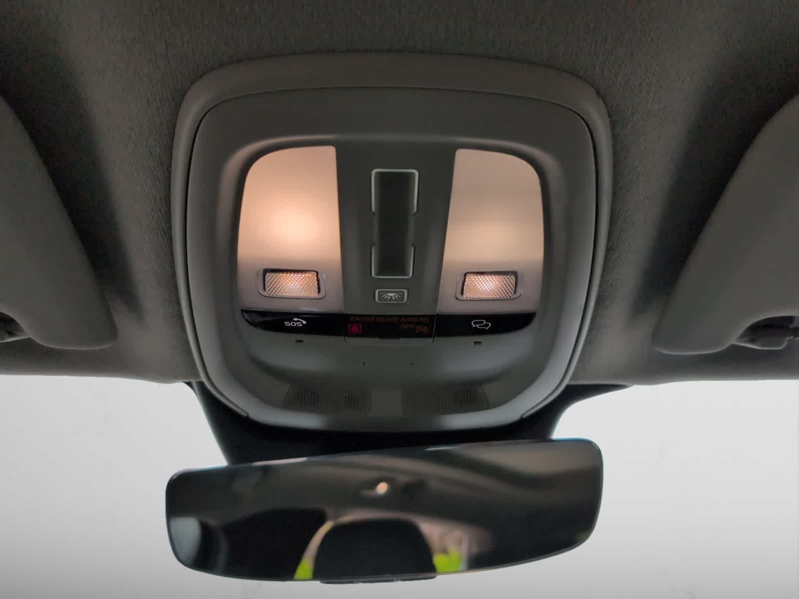new 2024 Volvo XC40 car, priced at $51,130