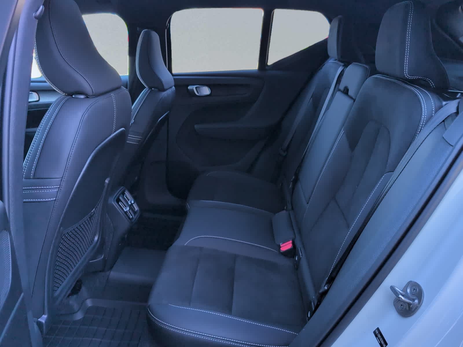 new 2025 Volvo XC40 car, priced at $47,215