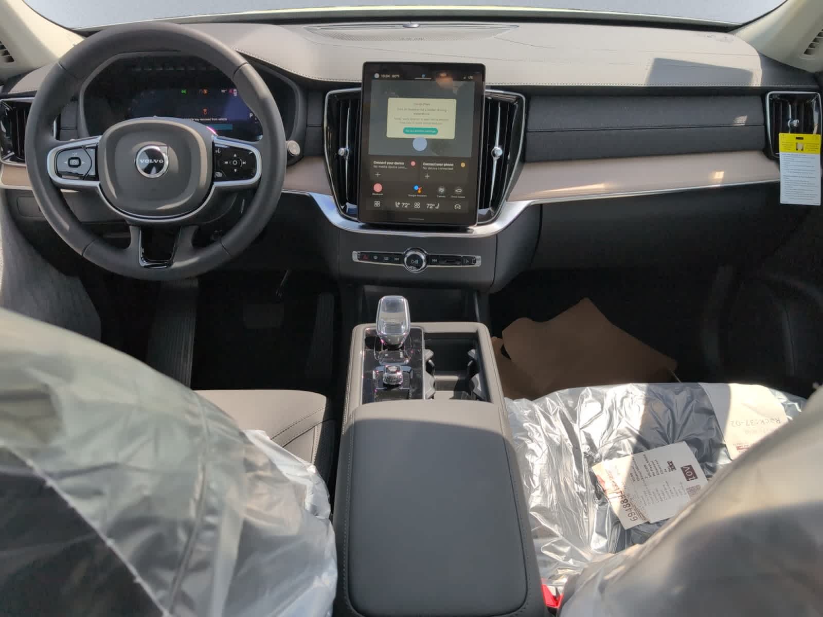 new 2025 Volvo XC90 car, priced at $69,155