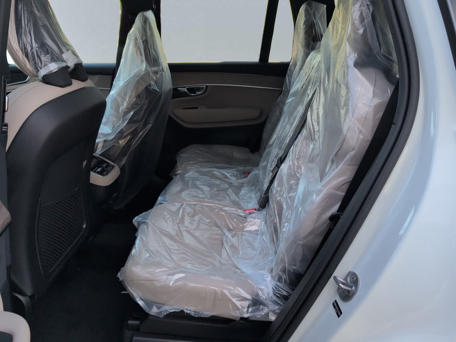 new 2025 Volvo XC90 car, priced at $60,545