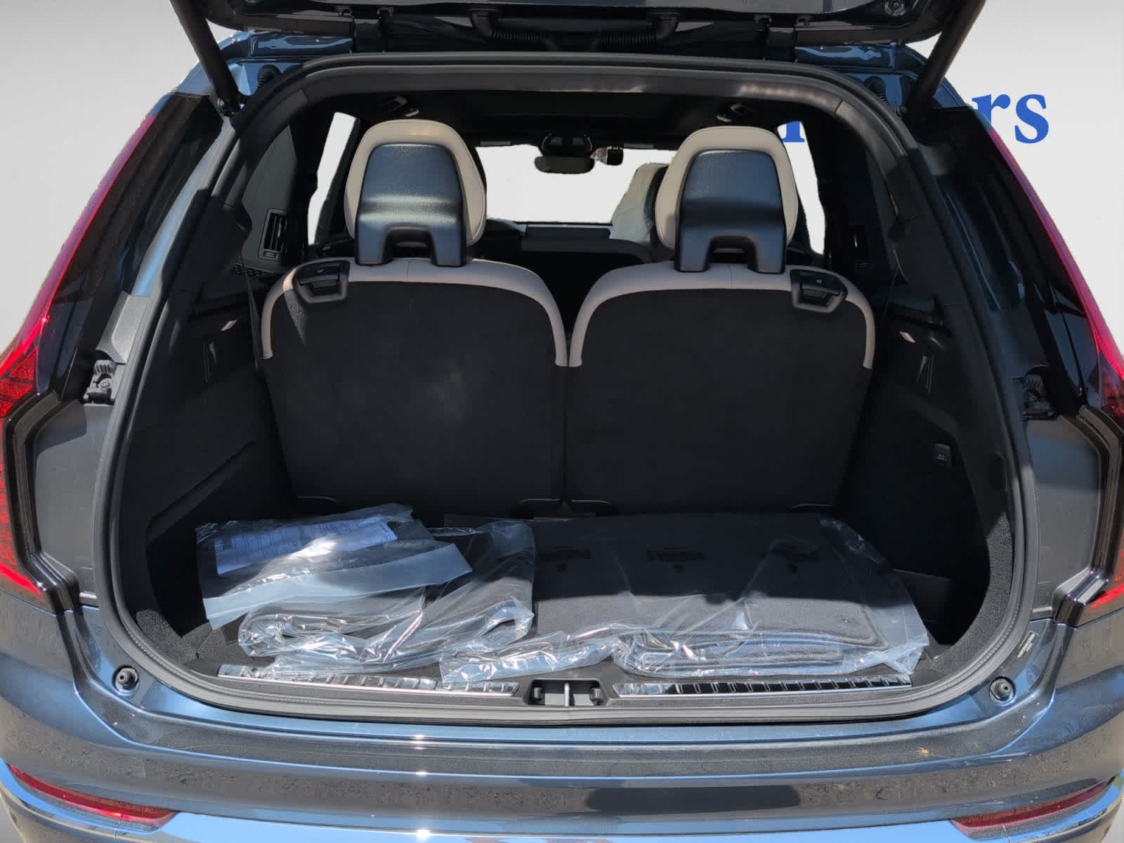 new 2025 Volvo XC90 car, priced at $60,545