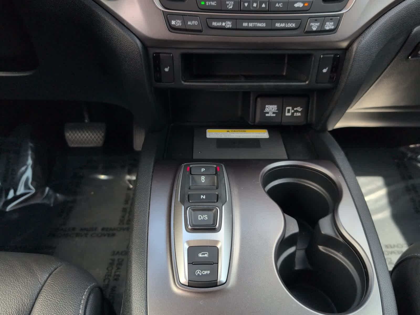 used 2022 Honda Pilot car, priced at $36,998