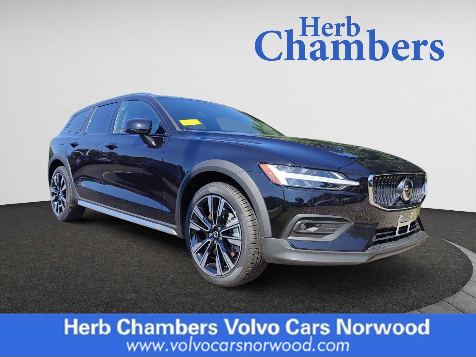 new 2024 Volvo V60 Cross Country car, priced at $61,925