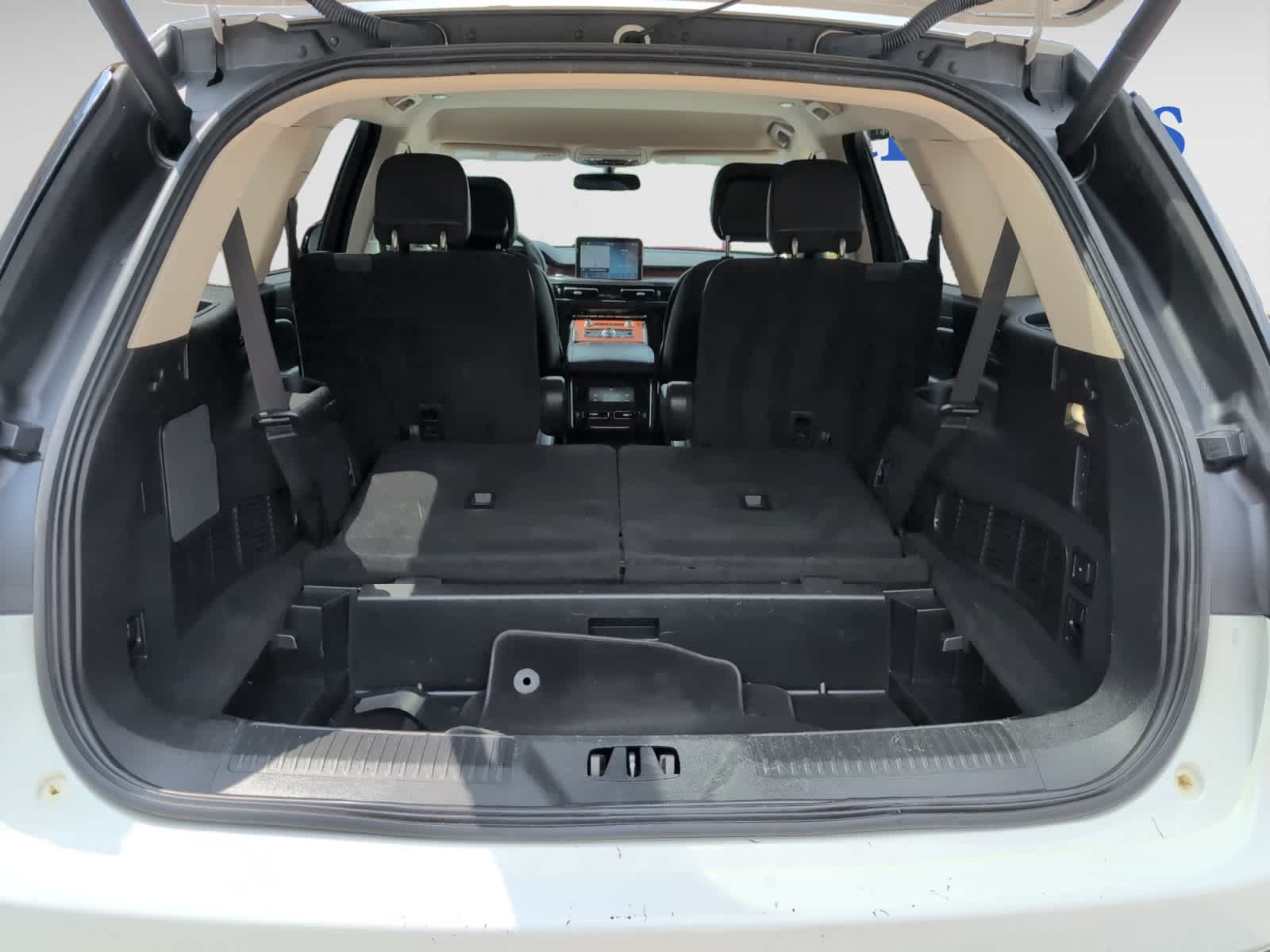 used 2020 Lincoln Aviator car, priced at $33,998