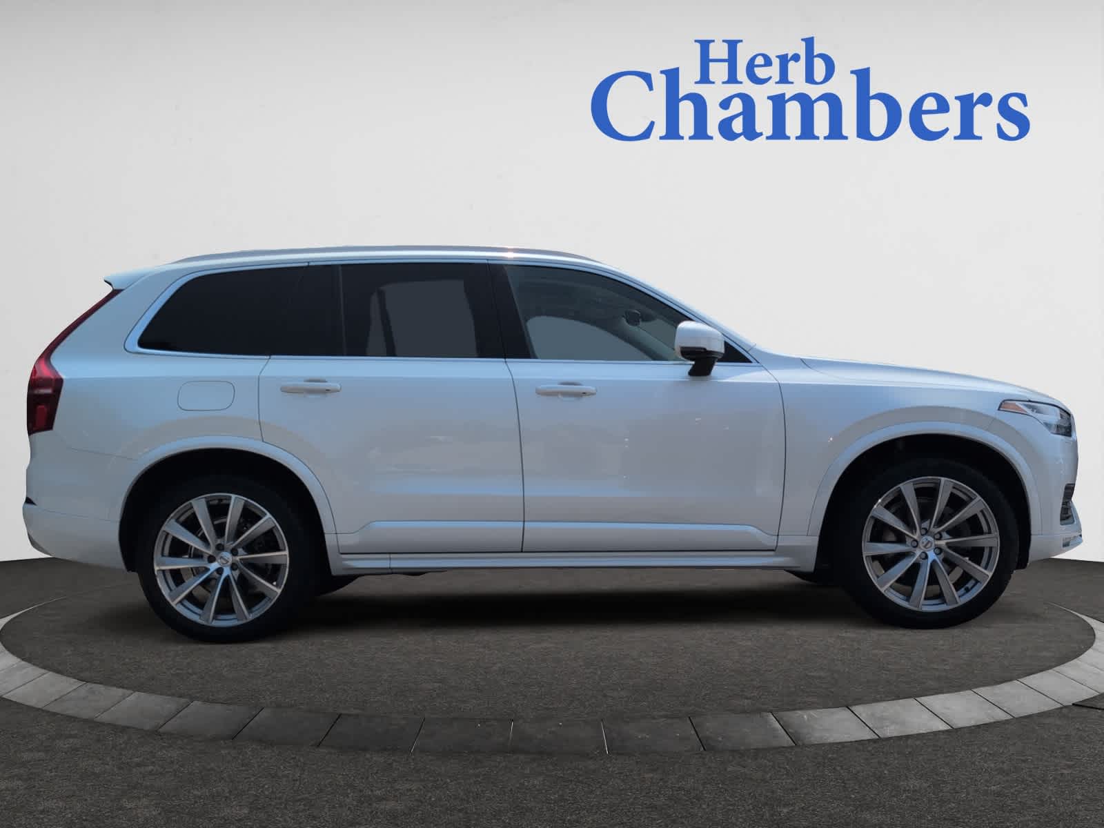 used 2022 Volvo XC90 car, priced at $42,998