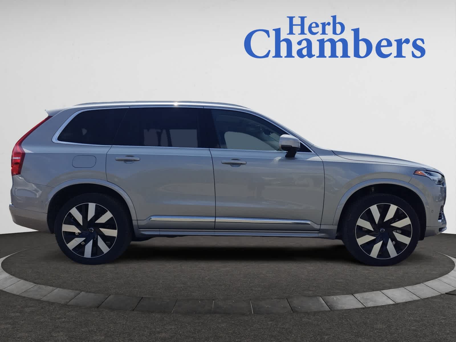 new 2025 Volvo XC90 plug-in hybrid car, priced at $78,455