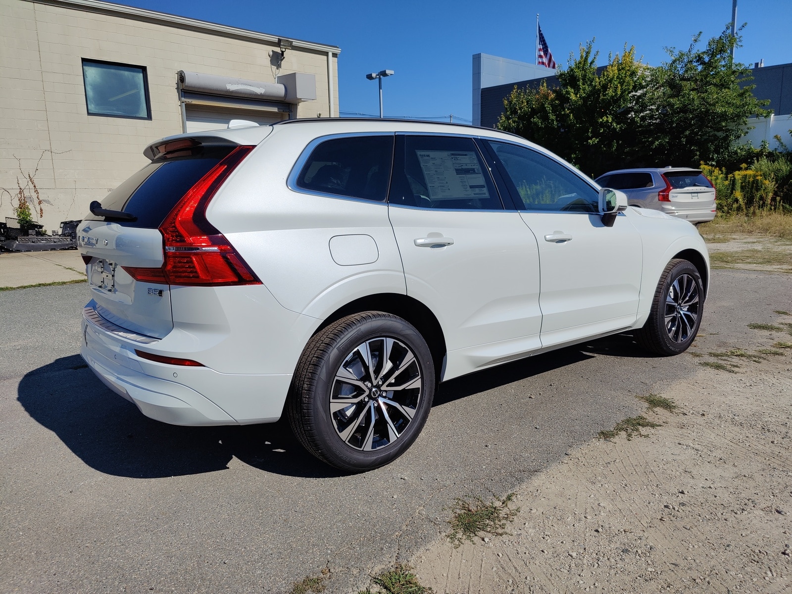 new 2023 Volvo XC60 car, priced at $50,385