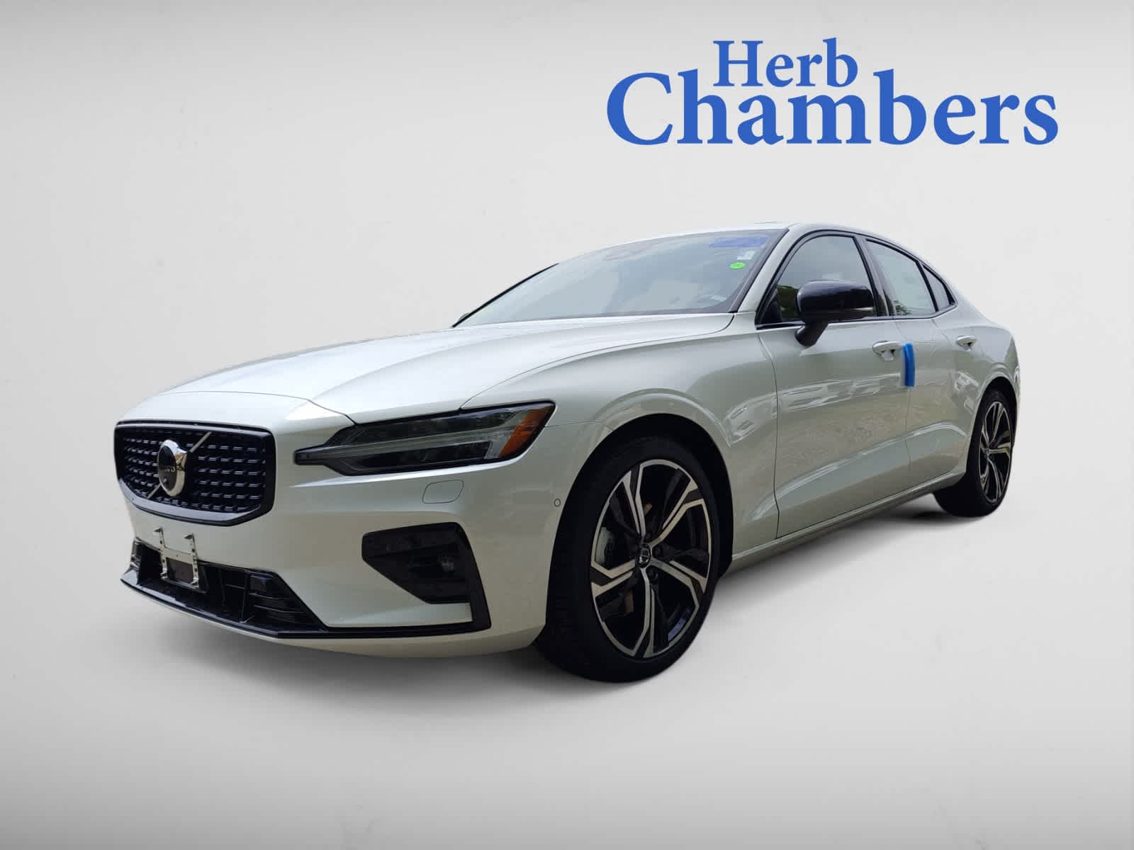 new 2024 Volvo S60 car, priced at $49,575