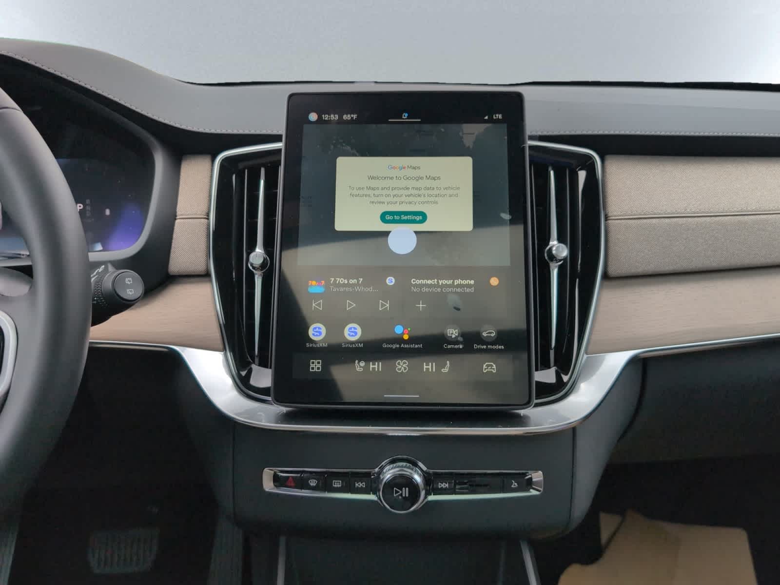 new 2025 Volvo XC90 car, priced at $60,545