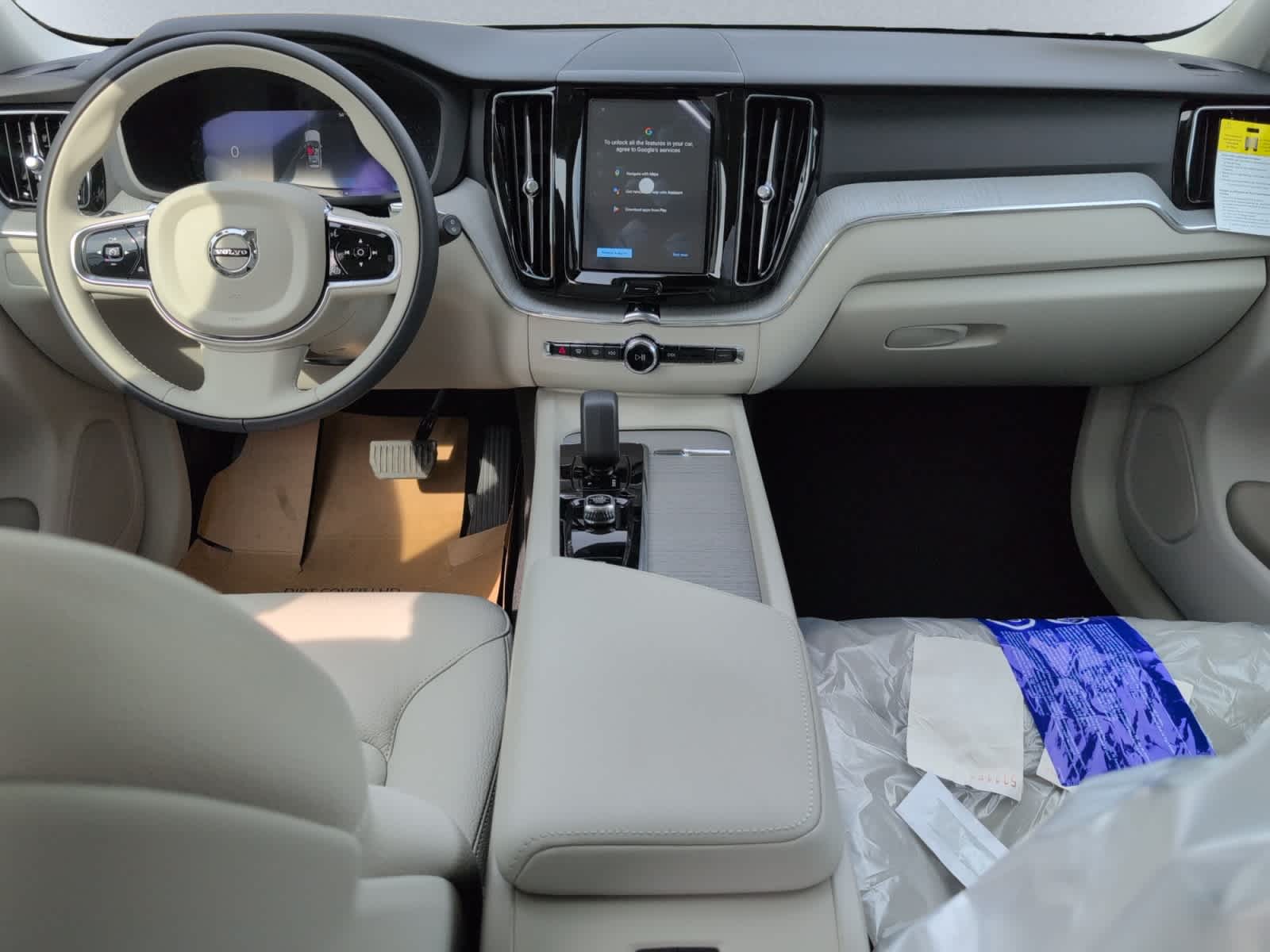 new 2025 Volvo XC60 car, priced at $55,335