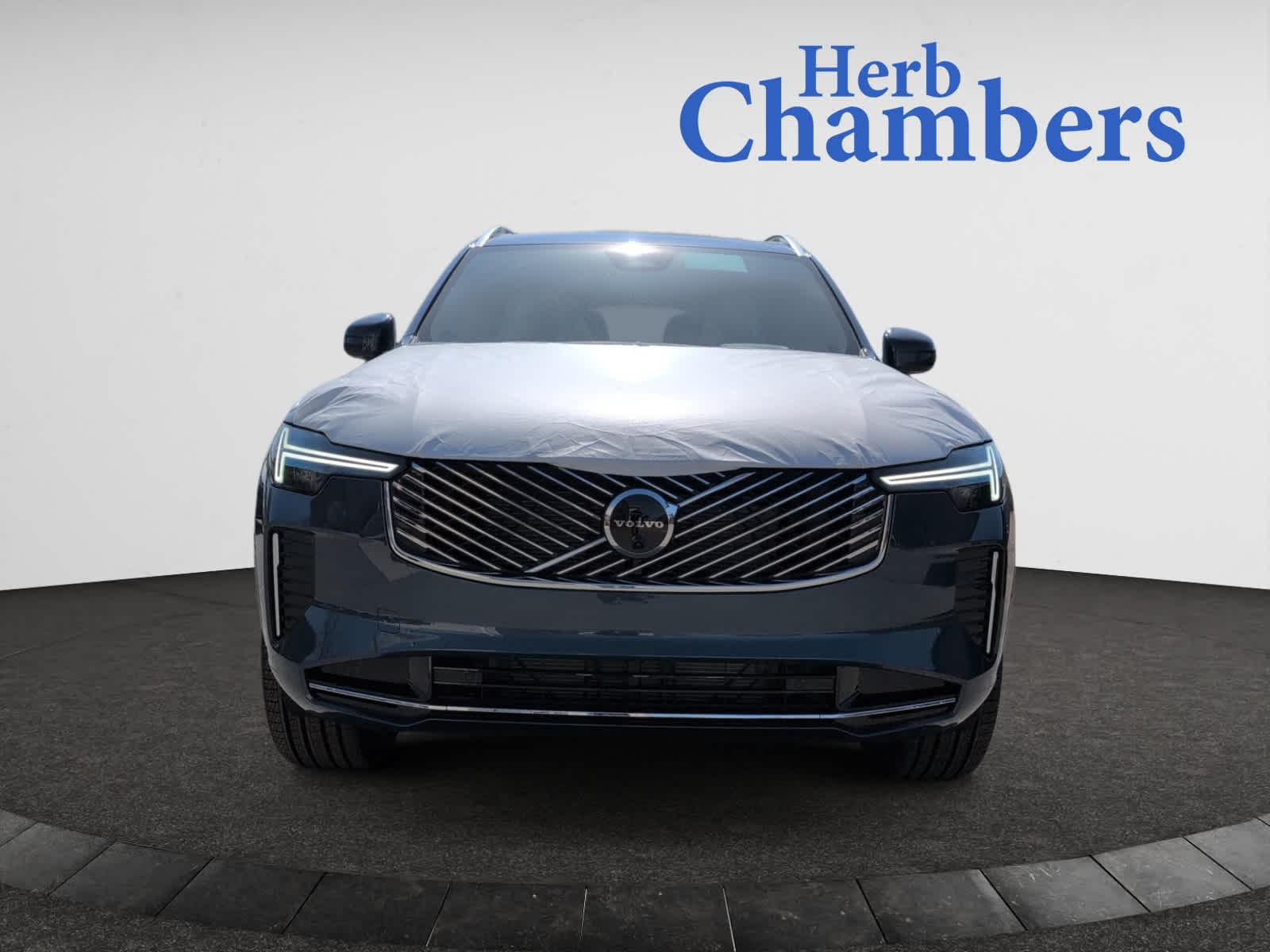 new 2025 Volvo XC90 car, priced at $72,345