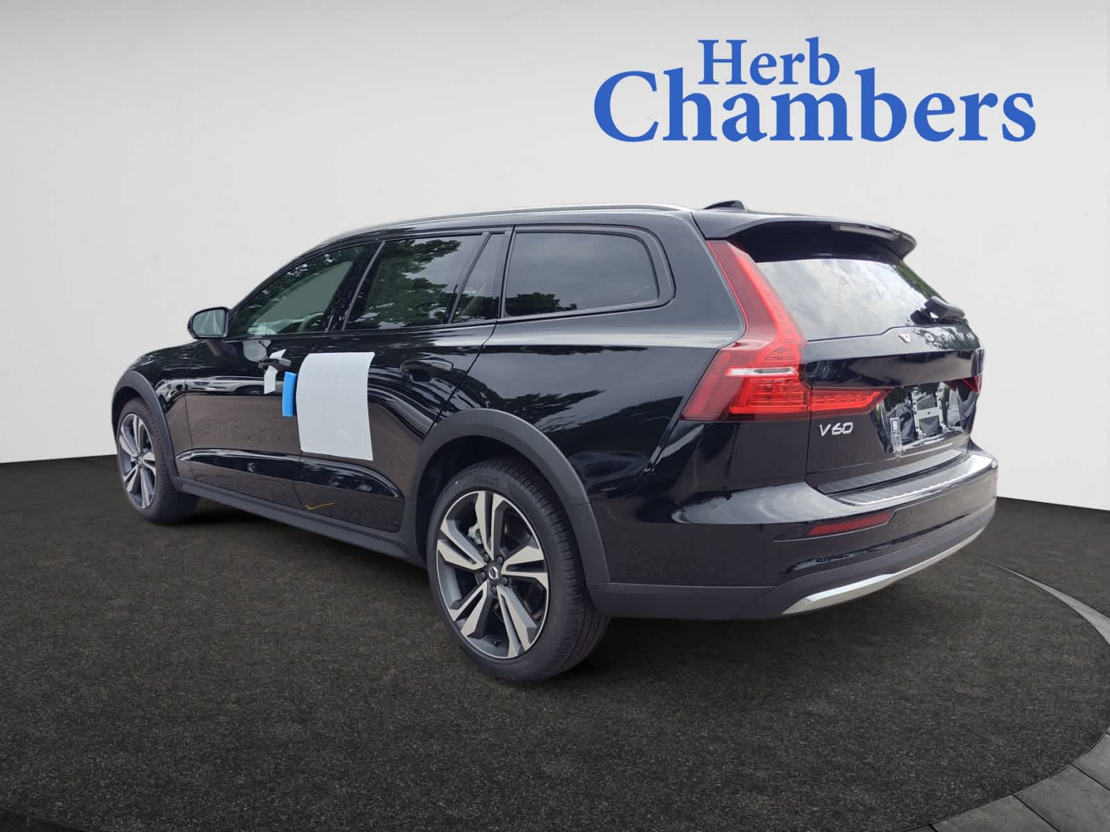 new 2024 Volvo V60 Cross Country car, priced at $55,225