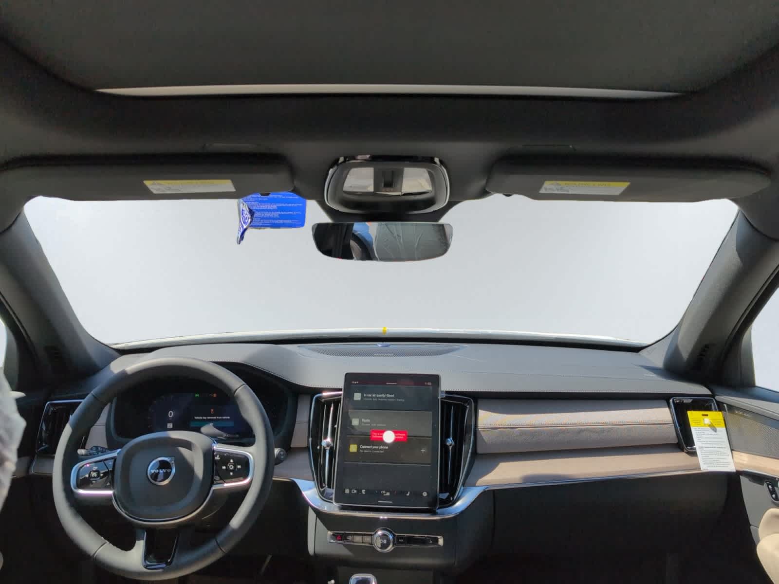 new 2025 Volvo XC90 car, priced at $69,155