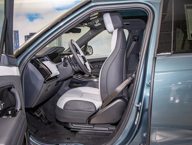 new 2025 Land Rover Range Rover Sport car, priced at $102,975