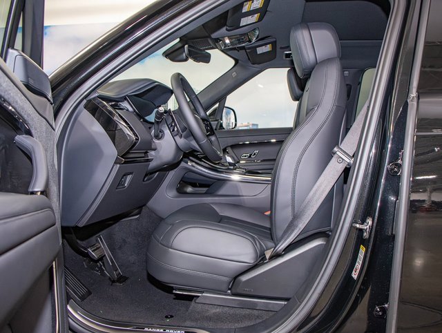 new 2025 Land Rover Range Rover Sport car, priced at $124,335