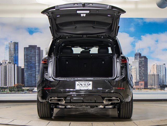 new 2025 Land Rover Range Rover Sport car, priced at $102,590