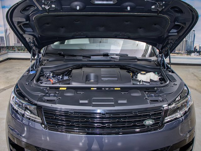 new 2025 Land Rover Range Rover Sport car, priced at $105,000