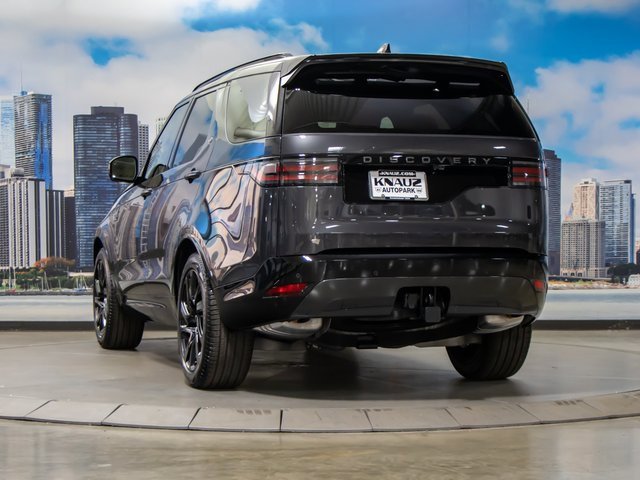 new 2025 Land Rover Discovery car, priced at $82,628