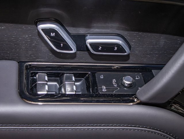 new 2025 Land Rover Range Rover Sport car, priced at $124,335