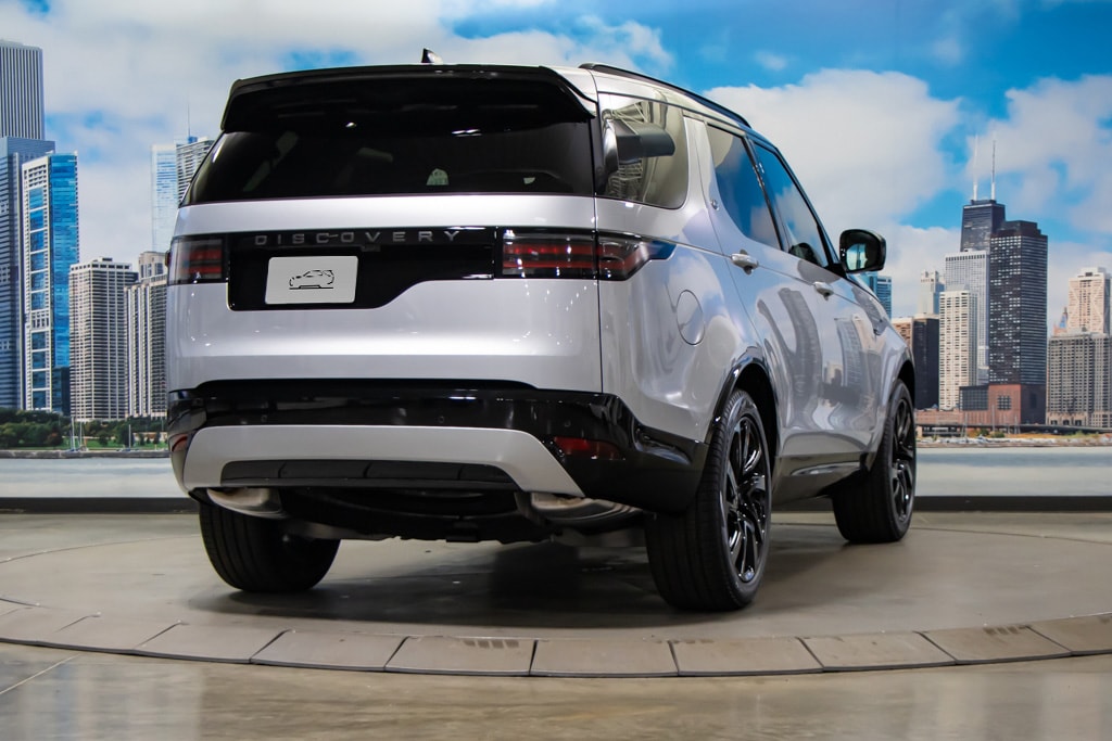 new 2024 Land Rover Discovery car, priced at $71,148