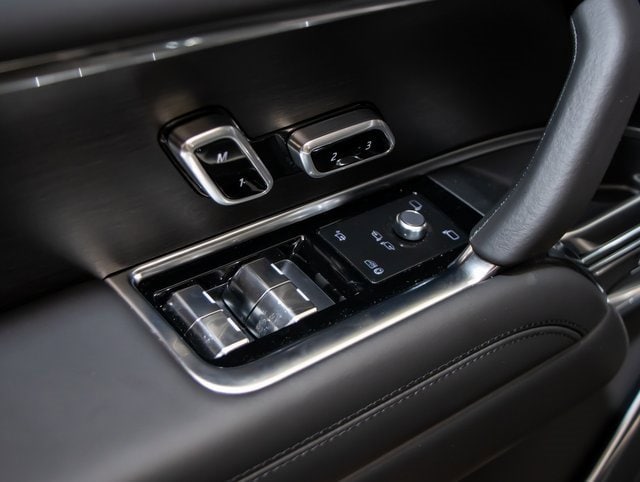 new 2025 Land Rover Range Rover car, priced at $156,005