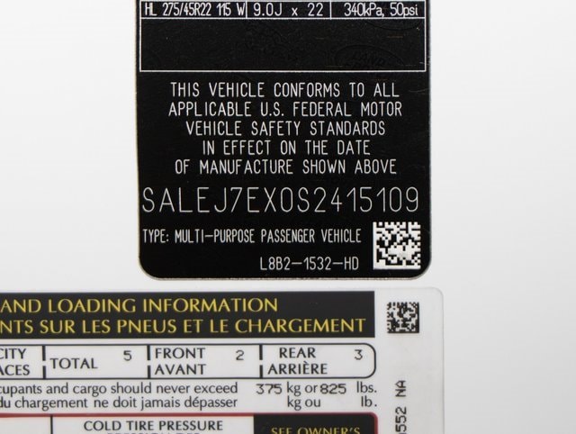 new 2025 Land Rover Defender 110 car, priced at $72,683