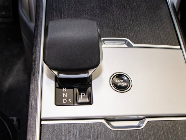 new 2025 Land Rover Range Rover car, priced at $124,130