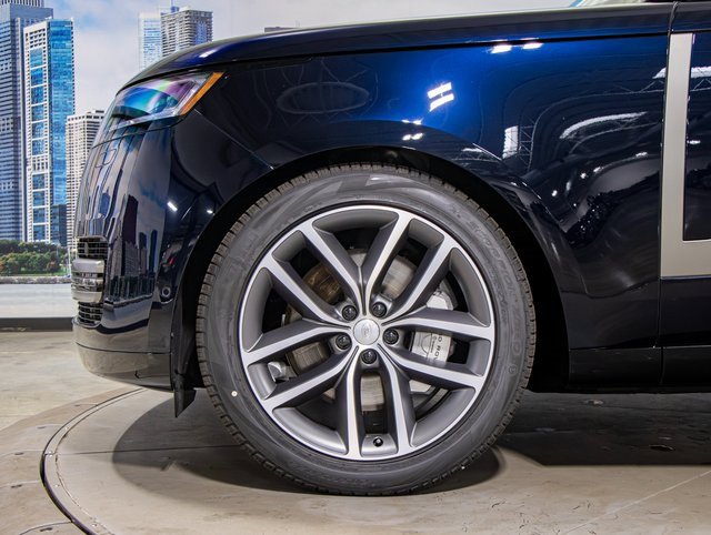 new 2025 Land Rover Range Rover car, priced at $145,530