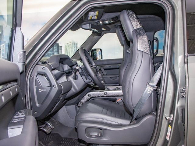 new 2025 Land Rover Defender 110 Octa Edition ONE car, priced at $175,408