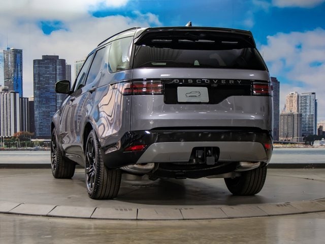 new 2025 Land Rover Discovery car, priced at $82,028