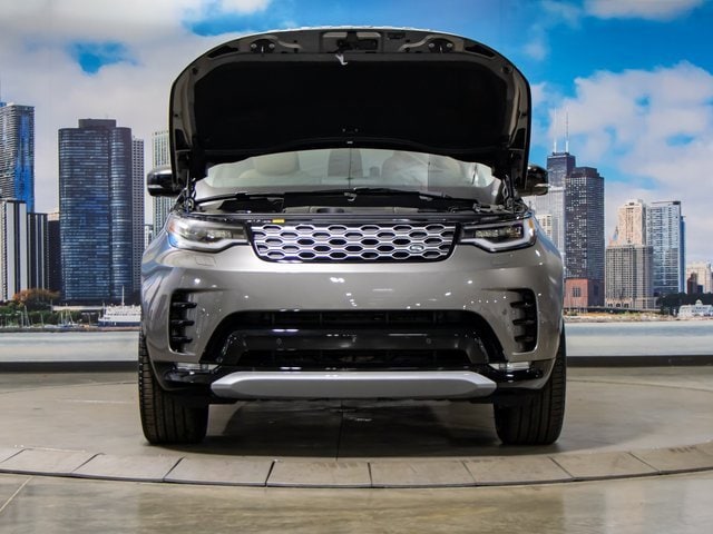 new 2025 Land Rover Discovery car, priced at $86,958