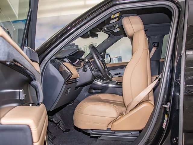 new 2025 Land Rover Range Rover Sport car, priced at $90,785