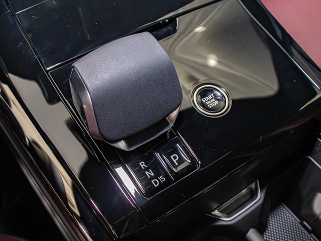 new 2025 Land Rover Range Rover Sport car, priced at $100,915