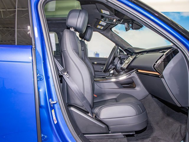 new 2025 Land Rover Range Rover Sport car, priced at $137,300