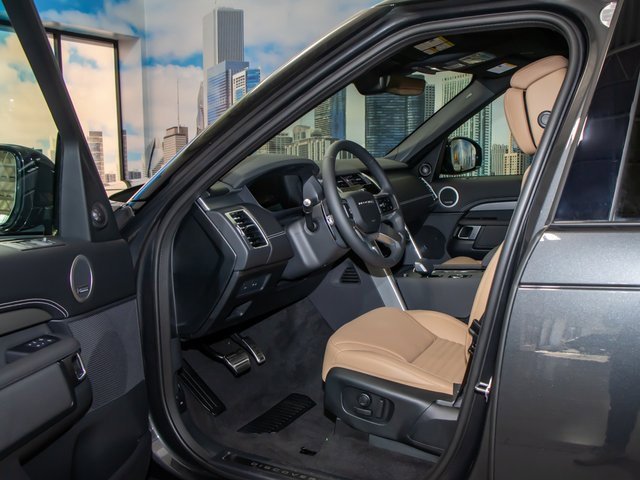 new 2025 Land Rover Discovery car, priced at $82,628